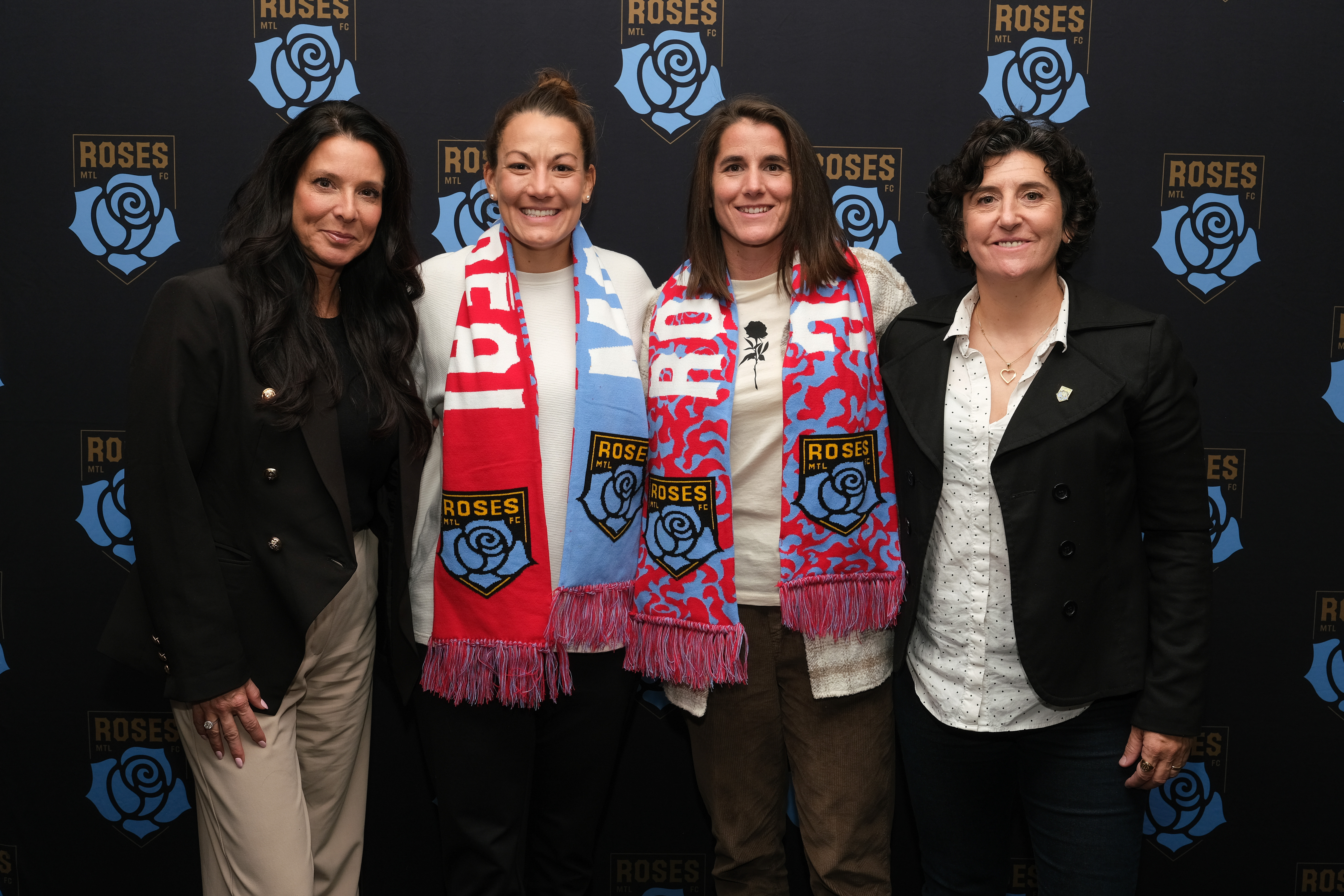Annie Larouche (Présidente), Gabrielle Lambert, Charlotte Bilbault et Marinette Pichon (Directrice sportive)
