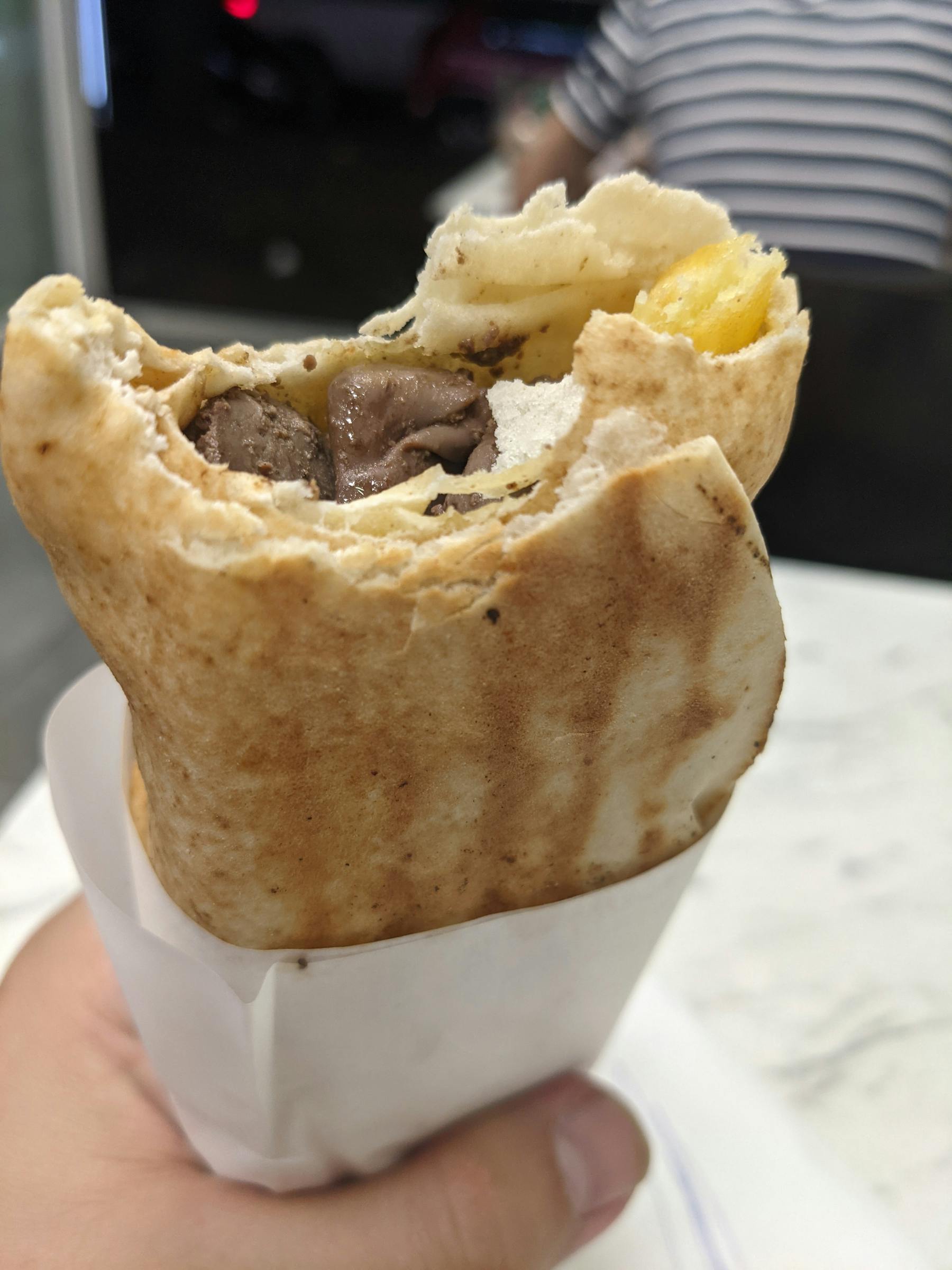 Azzam shawarma in N-kolln, Berlin
