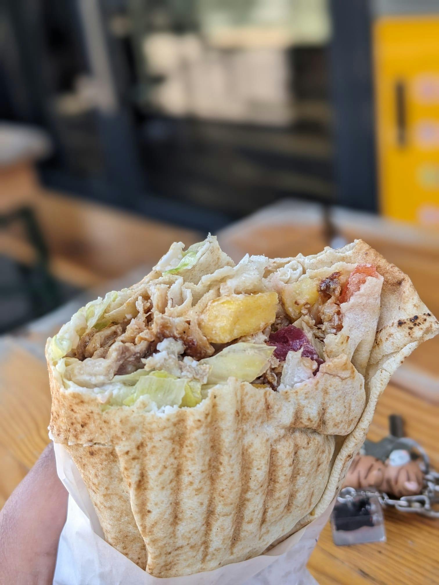 Meya Meya shawarma in P-berg, Berlin