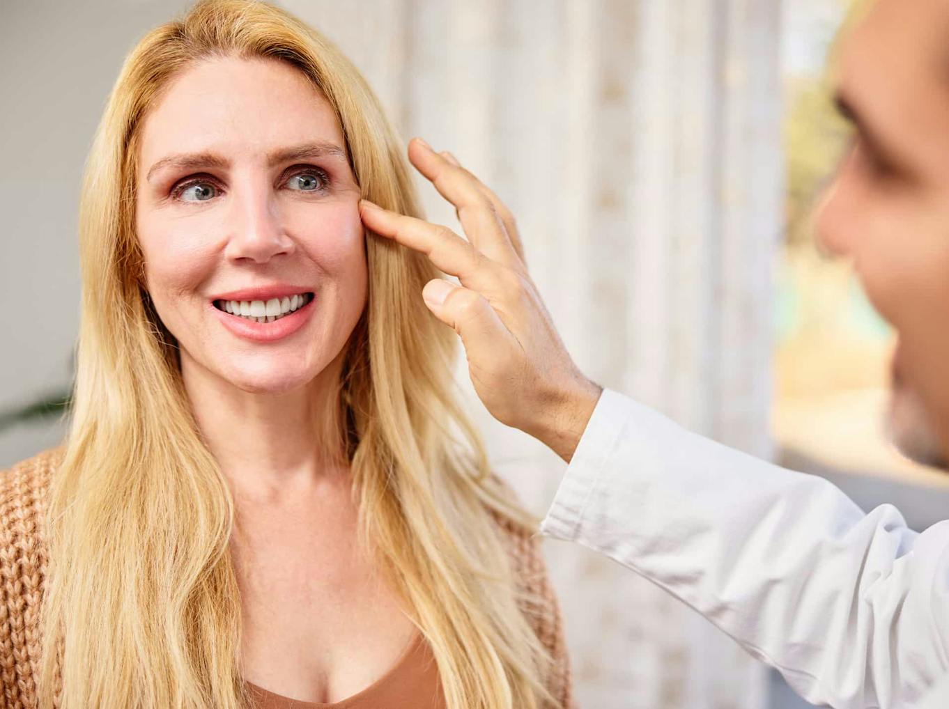 Dr. Aydin consulting with patient