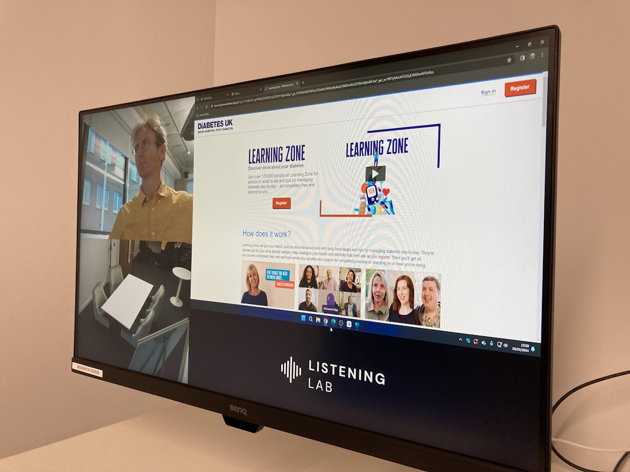 Monitor with live interview