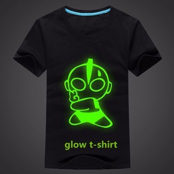 Glow in The Dark  T Shirt  dengan bahan khusus yang menyala di tempat gelap