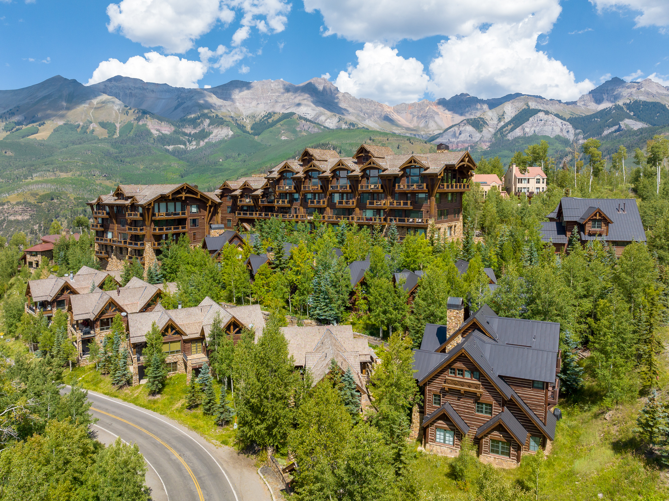 Cabins & Villas at Telluride's Peaks Resort & Spa
