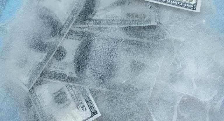 100 dollars frozen melt.