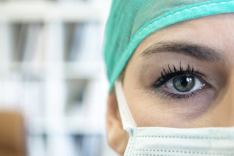 surgeon, Australia, ectopic