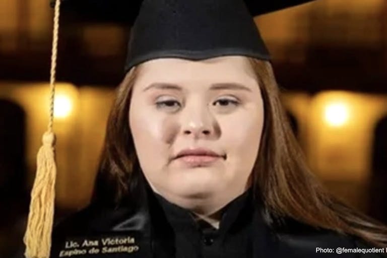 ana victoria espino de santiago female quotient instagram