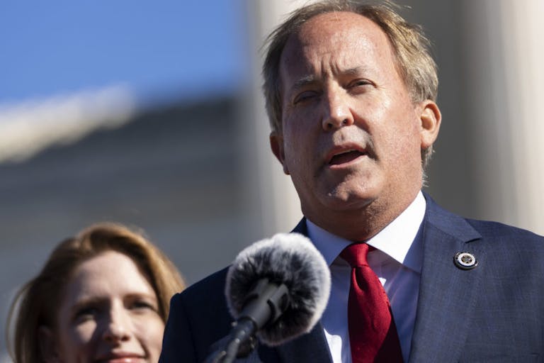 U.S. Supreme Court Hears Expedited Challenges Over Texas Abortion Ban