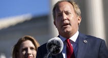 U.S. Supreme Court Hears Expedited Challenges Over Texas Abortion Ban