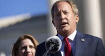 U.S. Supreme Court Hears Expedited Challenges Over Texas Abortion Ban