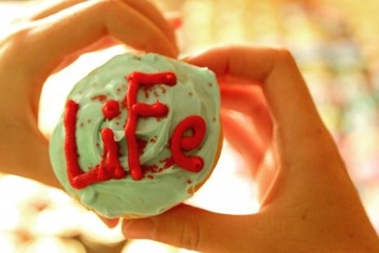 Cupcake_Love_Hands life heart