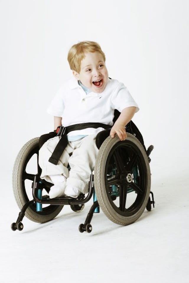 Pressured to abort one baby with spina bifida and one with Trisomy 18, they trusted God instead image