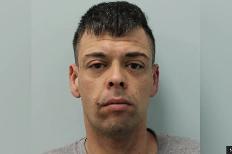 Liam Taylor UK murder girlfriend scissors