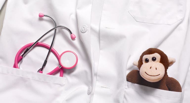 DOCTOR PAEDIATRICIAN’S LAB COAT