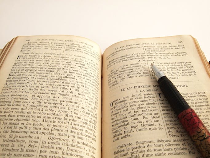 book an  pen