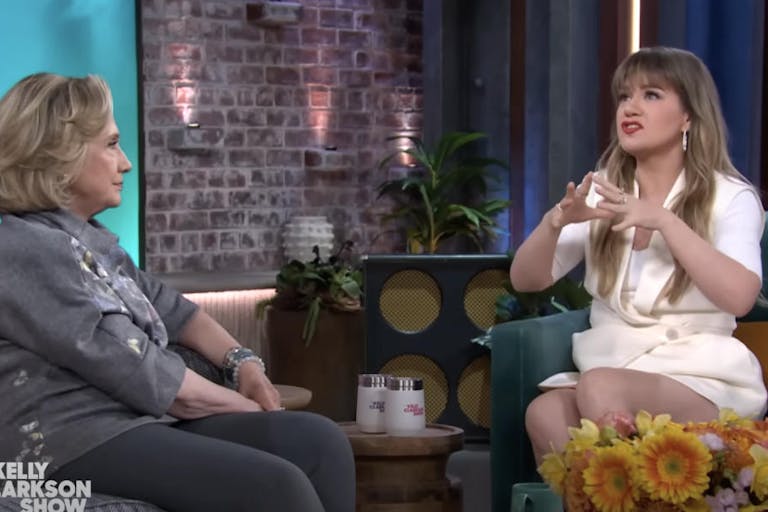 Kelly clarkson Hillary clinton