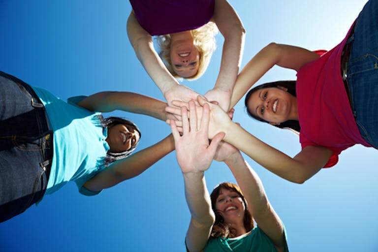 hands-connection