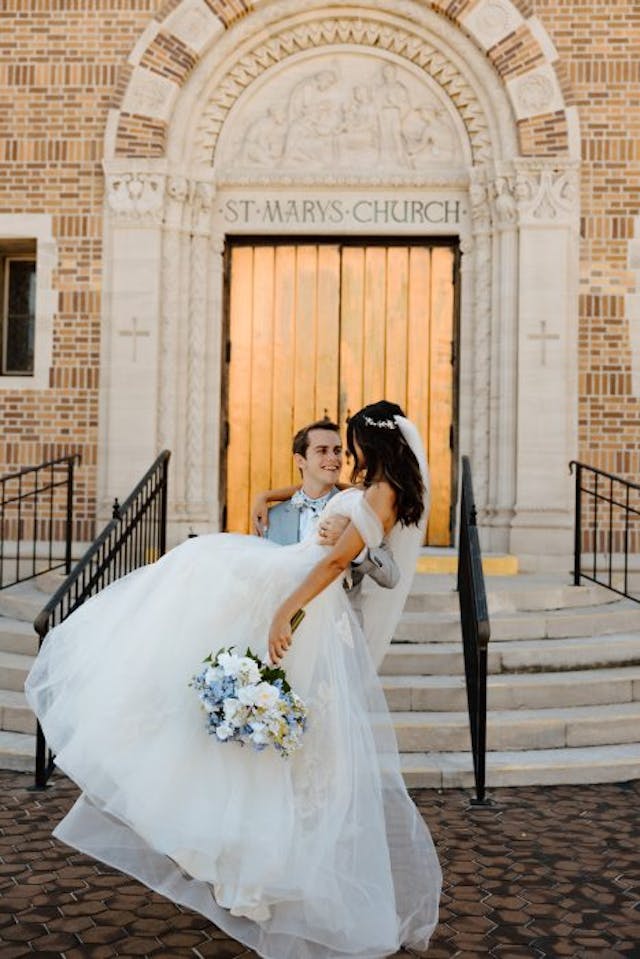 Their October 2023 wedding. ©Right Up Your Allie Photography, LLC www.rightupyouralliephotography.com. Do not reprint. Their October 2023 wedding. ©Right Up Your Allie Photography, LLC www.rightupyouralliephotography.com. Do not reprint.