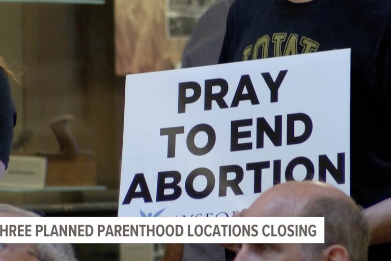 iowa planned parenthood closes