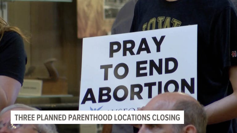 iowa planned parenthood closes
