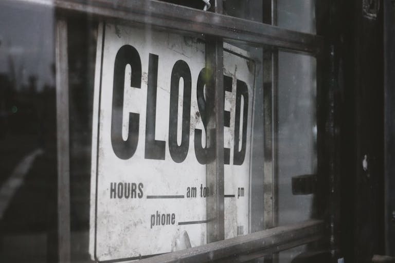 closed abortion clinic, abortion is banned