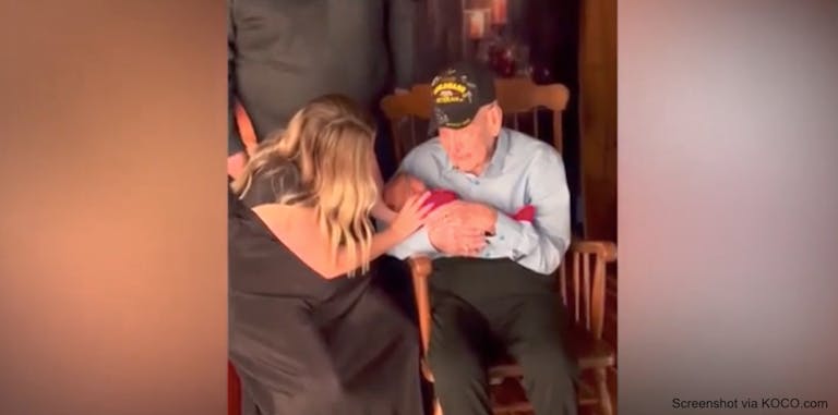 WWII veteran meets great great grandchild