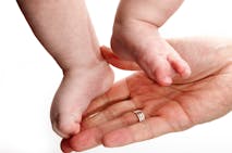 baby feet precioius