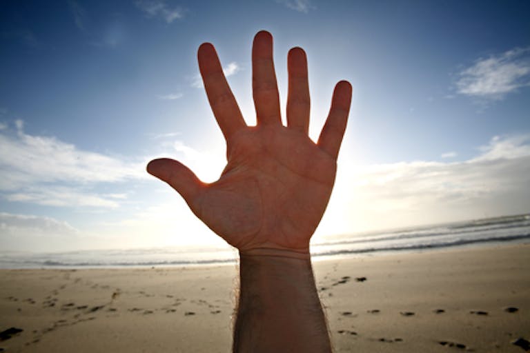 life 5 five hand stand