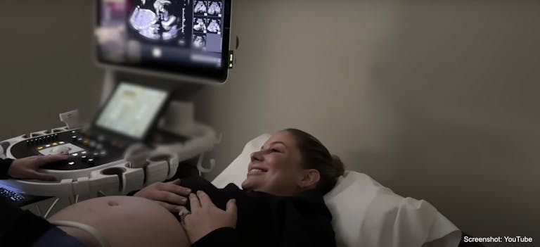 shawn johnson east third baby ultrasound