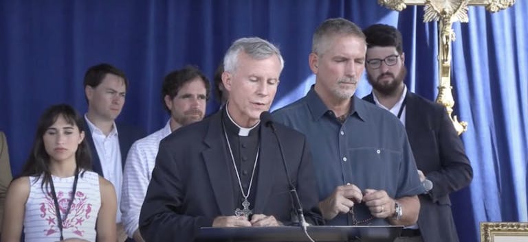 jim caviezel at OH prayer rally