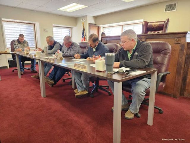 Photo: Dawson County Judge and Commissioners (By Mark Lee Dickson)