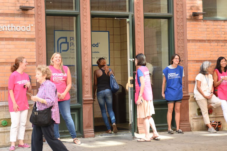 Planned Parenthood, buffer zone