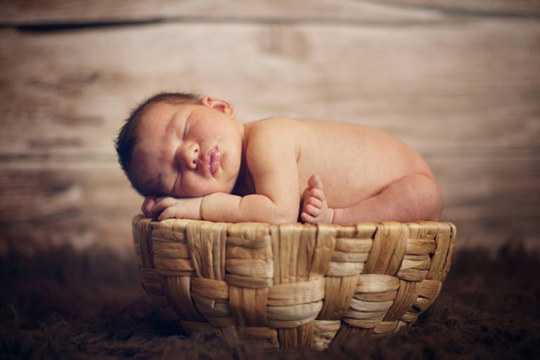 baby-straw-basket