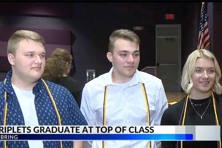 triplets, screenshot