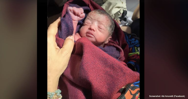 baby born flight abigail amoretti