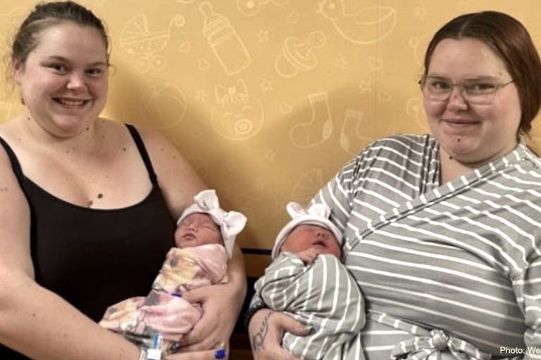 twins give birth dame day hospital