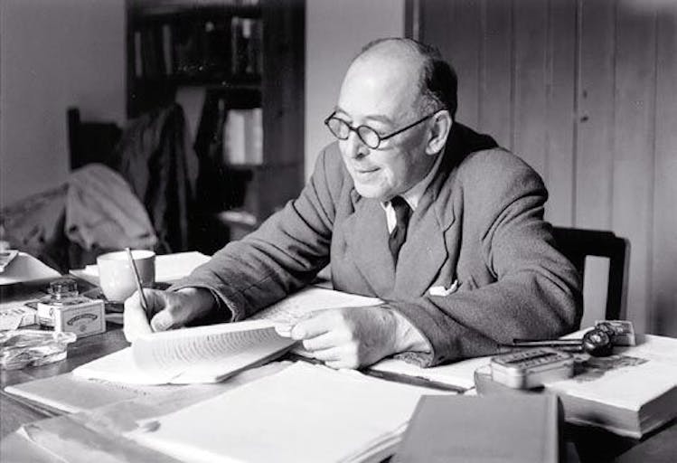 cs_lewis_writing