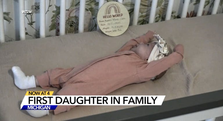 screenshot first daughter family 1885