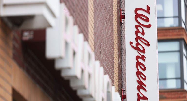 Walgreens Posts Quarterly Earnings That Beat Analysts’ Expectations