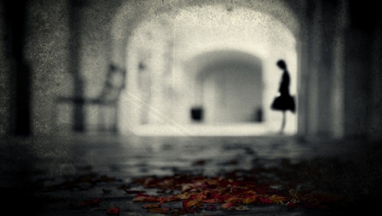 woman-walkway
