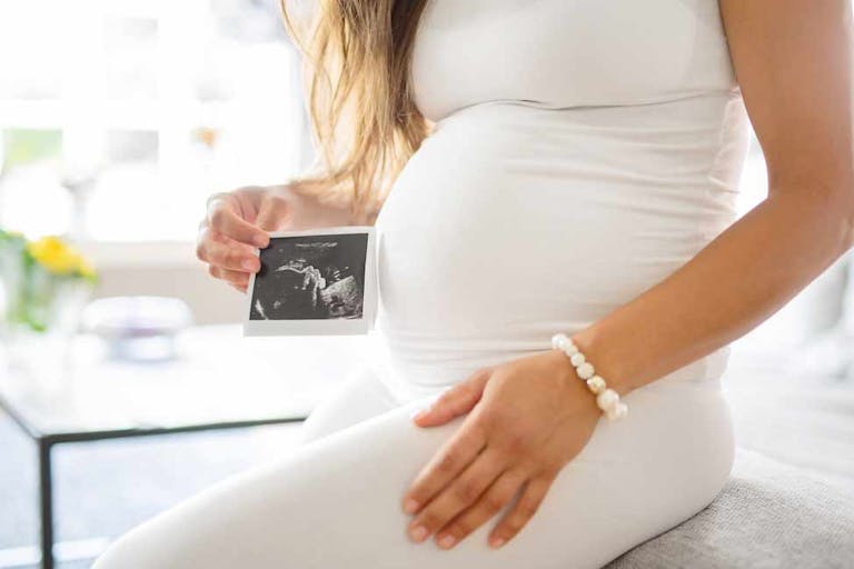 Teen Vogue, pro-life