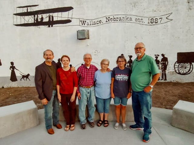 Leaders of the Paxton Initiative, Bill and Susan Forbes take a picture with supporters Ed and Donna Hahn, and the leader of the Wallace Initiative Jim Smith. (Photo: Mark Lee Dickson)