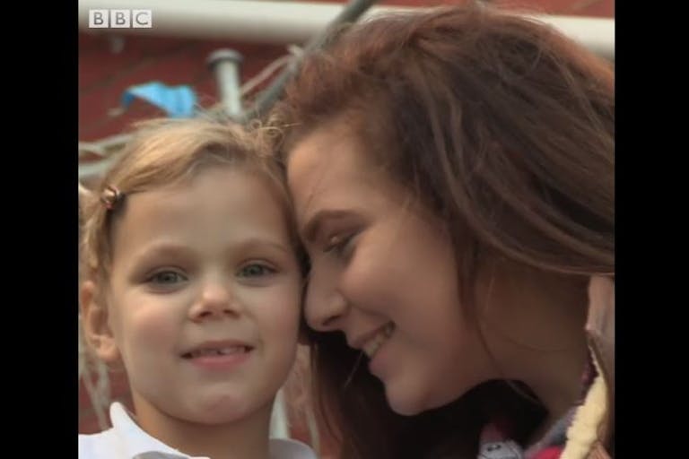 Facing a teen pregnancy, Alex has no regrets