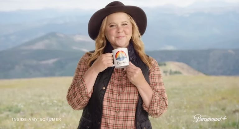 Amy Schumer, abortion tourism