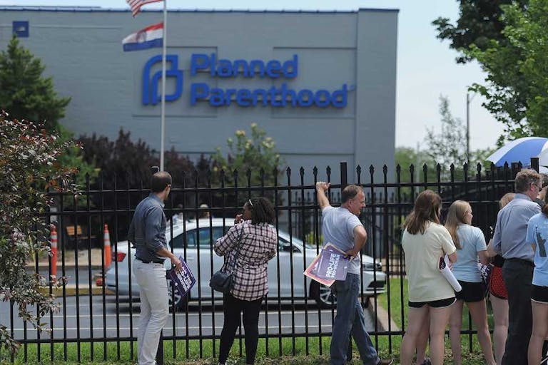 Missouri Planned Parenthood, buffer zones, sidewalk counselors