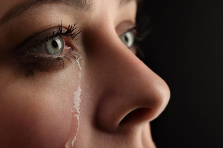 woman-crying