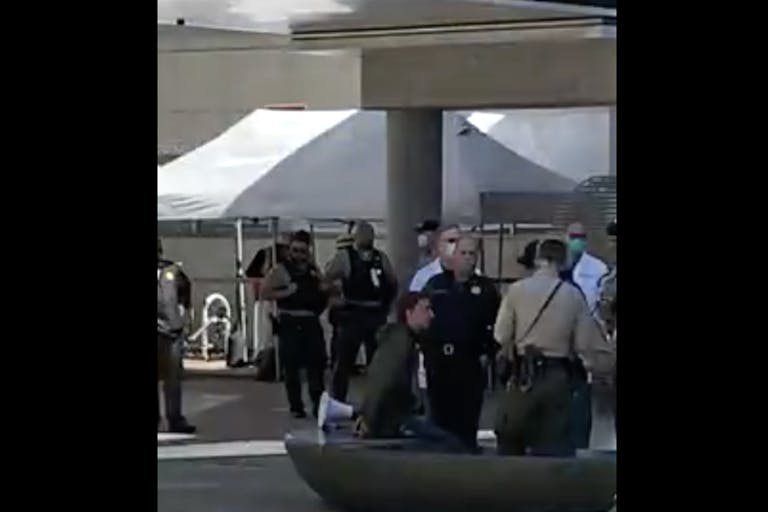 maison dechamps arrest screenshot