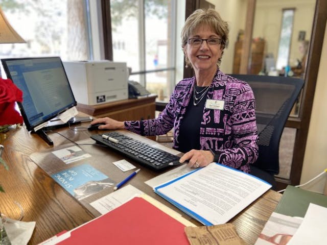 Gail Holmes Gail Holmes