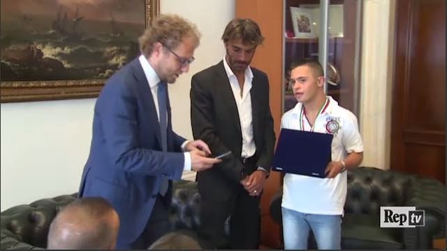 Catoia receives an award for his act of heroism. screenshot