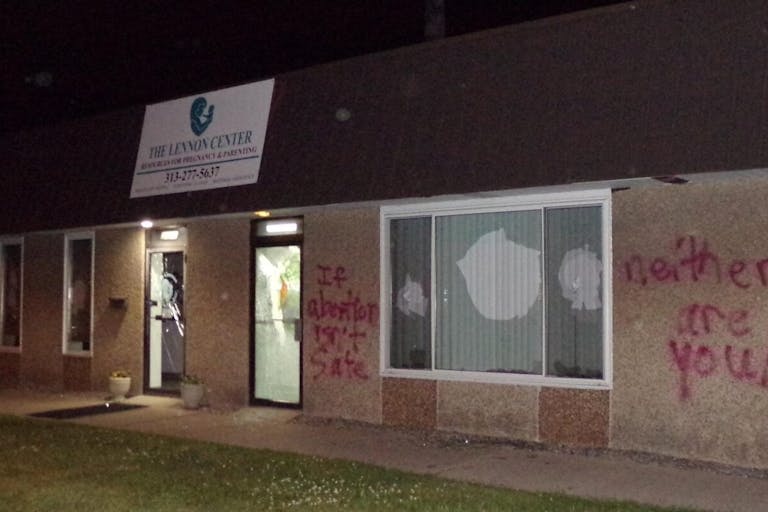 Lennon Center near Detroit pro-life Pregnancy Center vandalized by pro-abortion extremists June 19 (Image: Abolition Media Blog) Image: Lennon Center near Detroit pro-life Pregnancy Center vandalized by abortion extremists June 19 (Image: Abolition Media Blog)