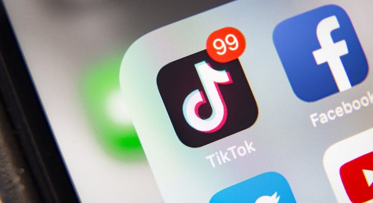 TikTok, Live Action